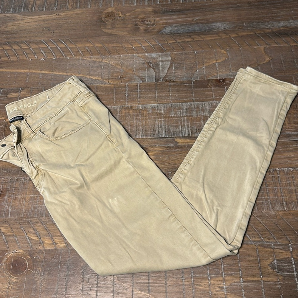 American Eagle Super Stretch Khaki Jegging